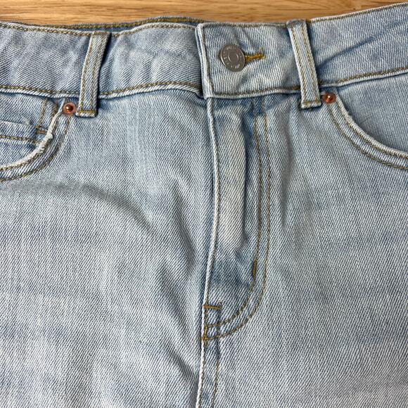 Wild Fable Women's High-Rise Light Wash Denim Mini Skirt - Size 2 - NWT - Picture 3 of 5